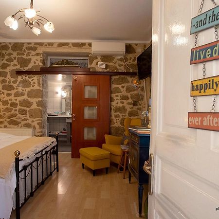 Stone Suite In The Center Of Korinth Exterior foto