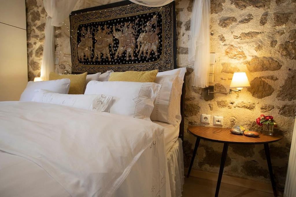 Stone Suite In The Center Of Korinth Exterior foto